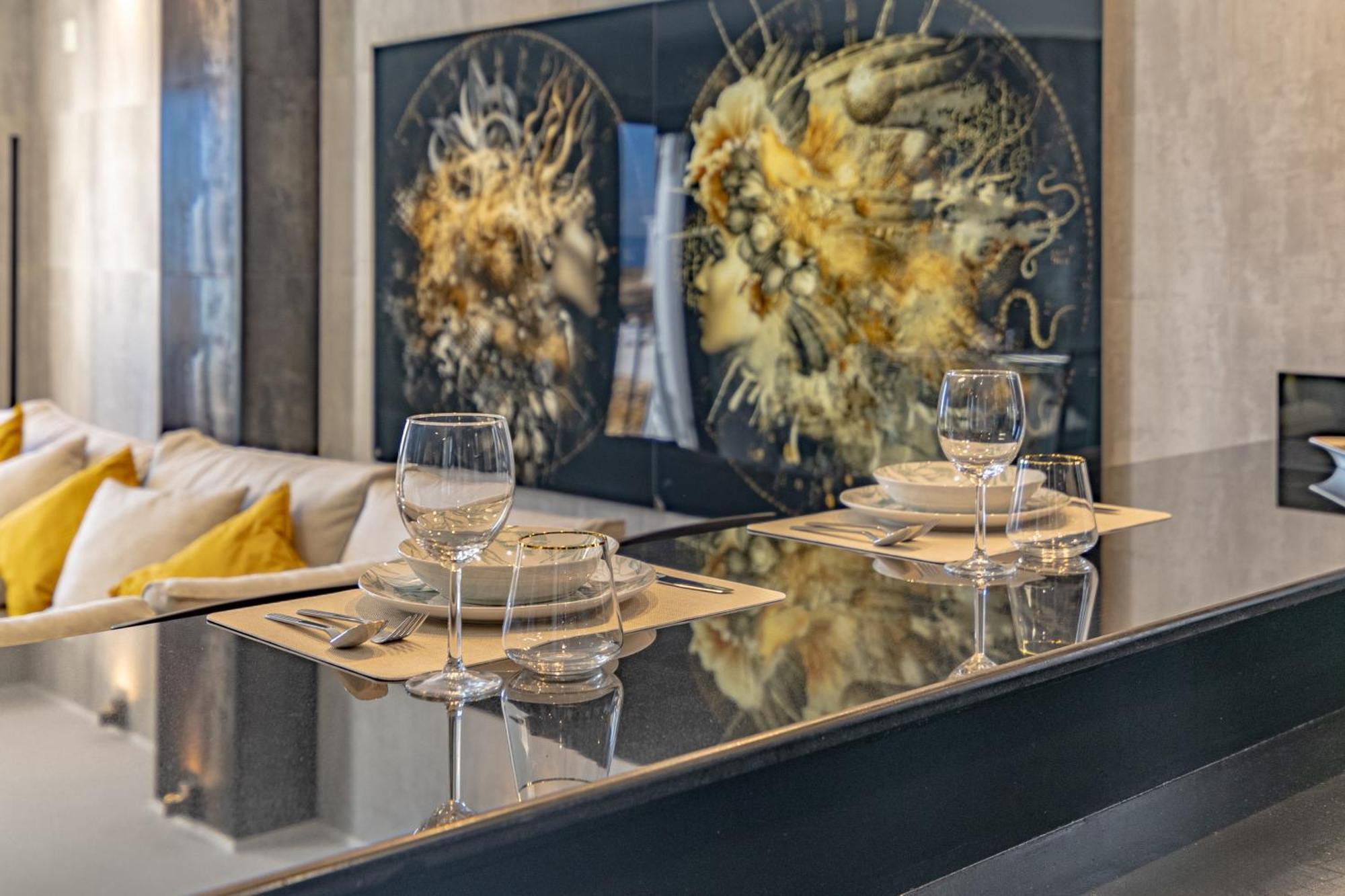 Starlite Marina Puerto Banus *